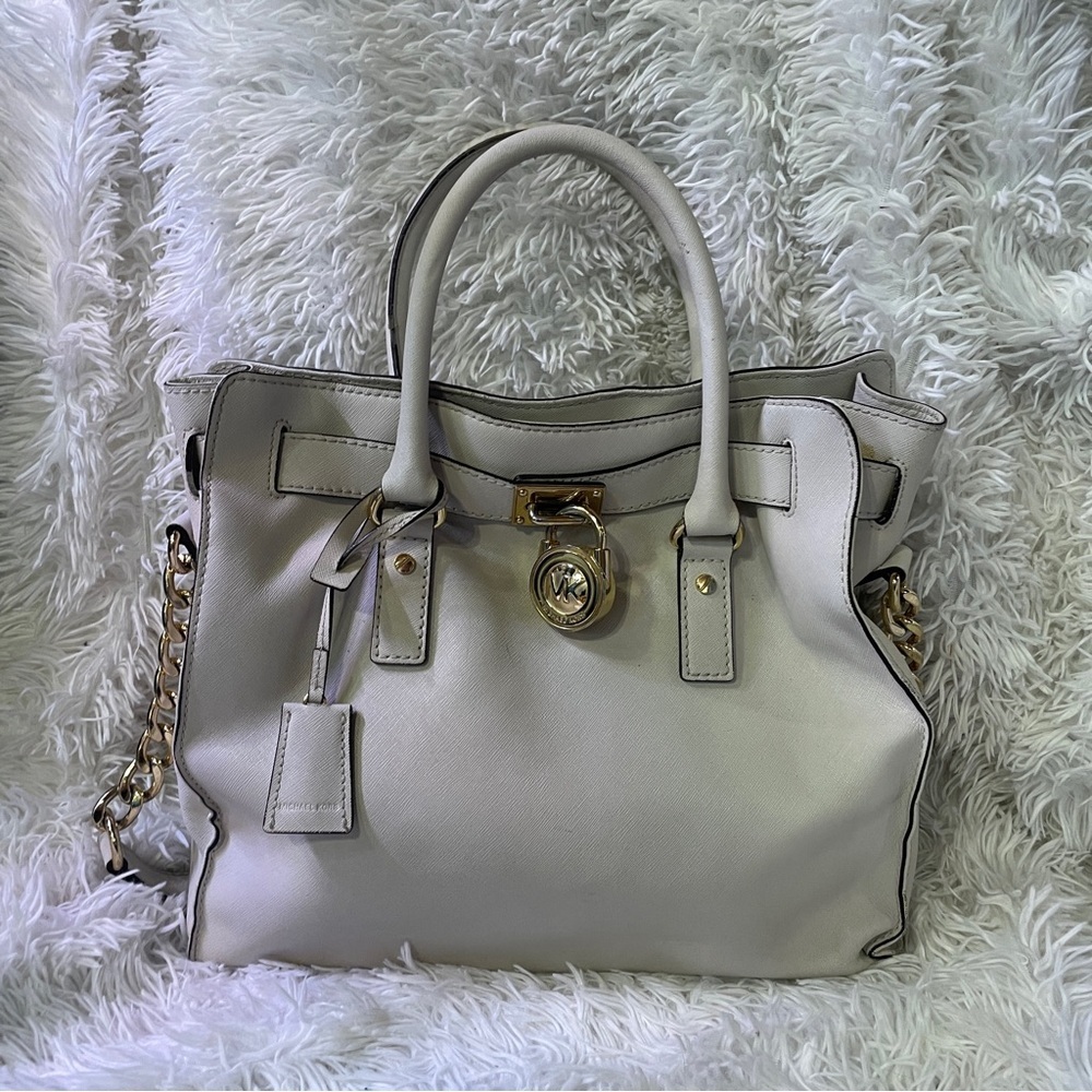 Micheal Kors Purse